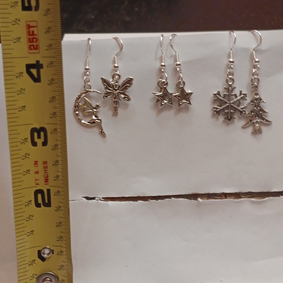 NWT Adorable Stainless Steel Bundle of 3 Holiday Dangling Earrings!! - Picture 5 of 6